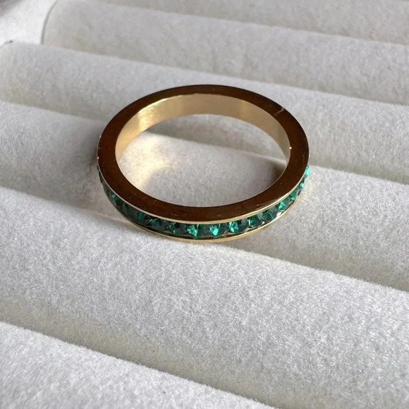Green Emerald Colored CZ 18k Gold Stainless Steel Band Ring May Birthstone - Picture 4 of 9